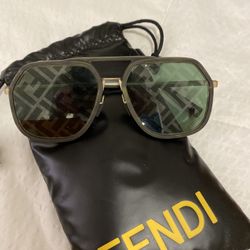 Fendi sun glasses