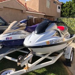 Jet skis 