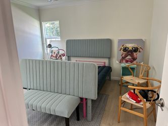 Complete bed set with bench