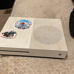 Xbox One S