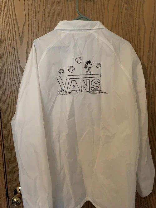 Vans Snoppy Peanuts White Windbreaker Large Jacket
