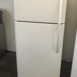 Frigidaire Off White 18 Cu Ft Top Freezer Refrigerator Apartment Size 