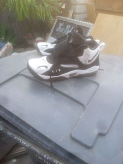 Nike Air Max turf