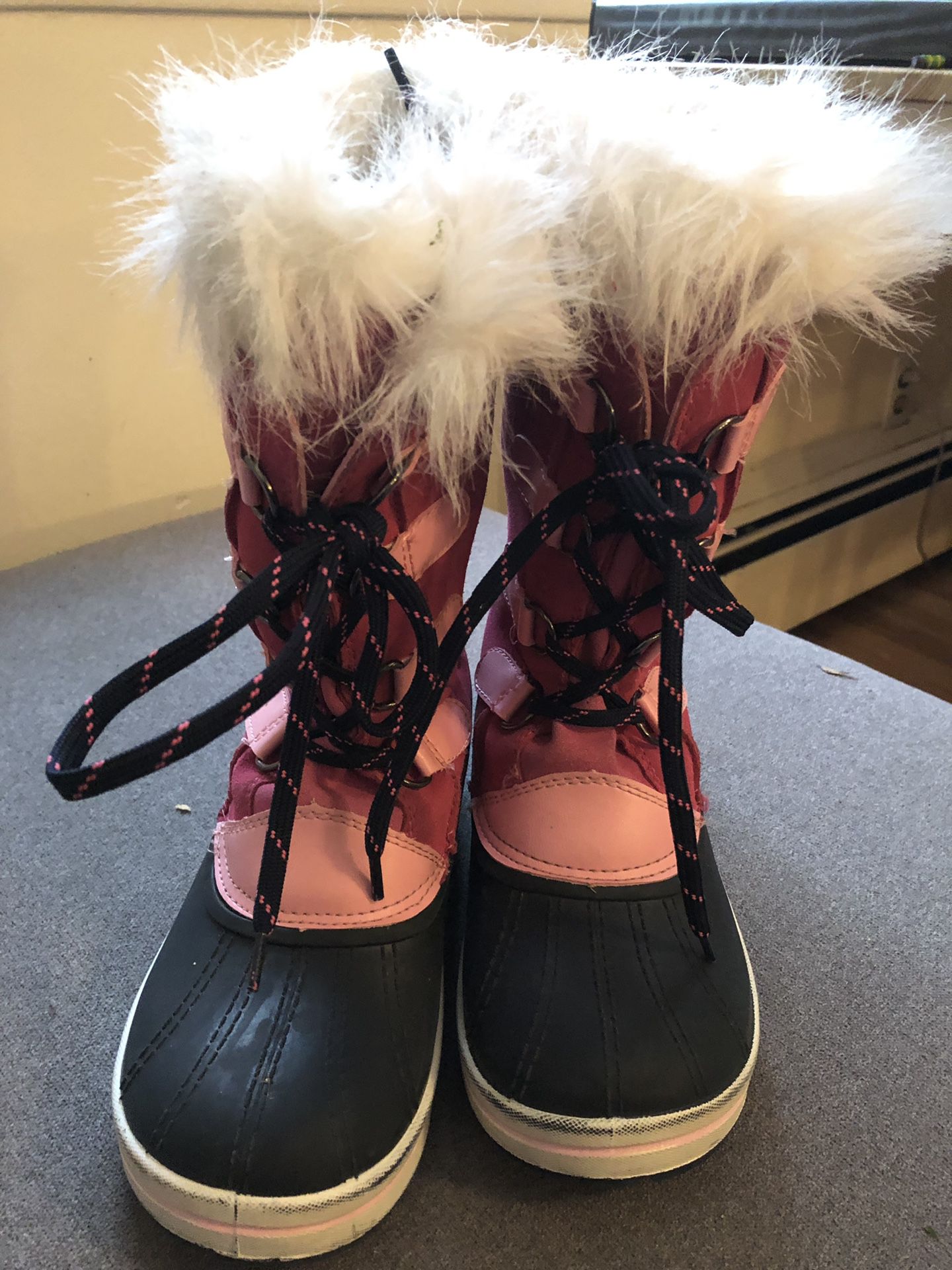 kids size 4 winter snow boots