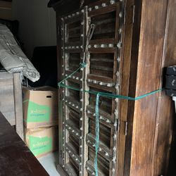 Decorative Cabinet 