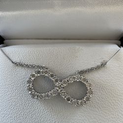 New Sterling Silver Diamond Infinity Necklace 
