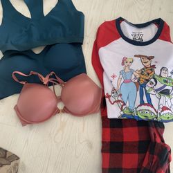 Bag Of Women’s Size Small/medium Clothing $25
