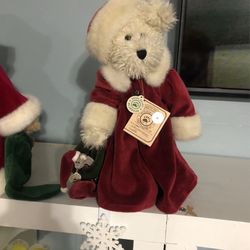 Large Boyd’s Bears$30 Each