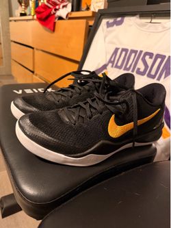 Kobe 8 protro “Lakers Away” size 10.5 worn once.