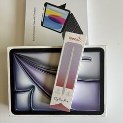 Apple IPad Air 11” ( M2 chip / 2024 Model) 128GB  with pen, keyboard case & Accessories 