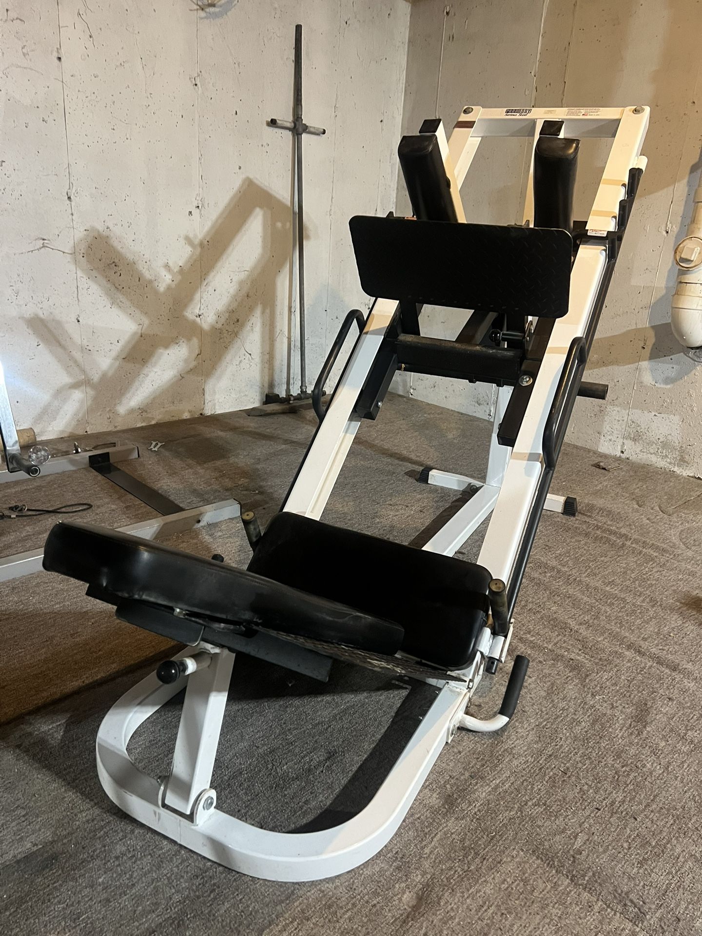 Parabody Leg Press/hack Squat Machine With Weights