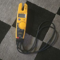 Fluke T609