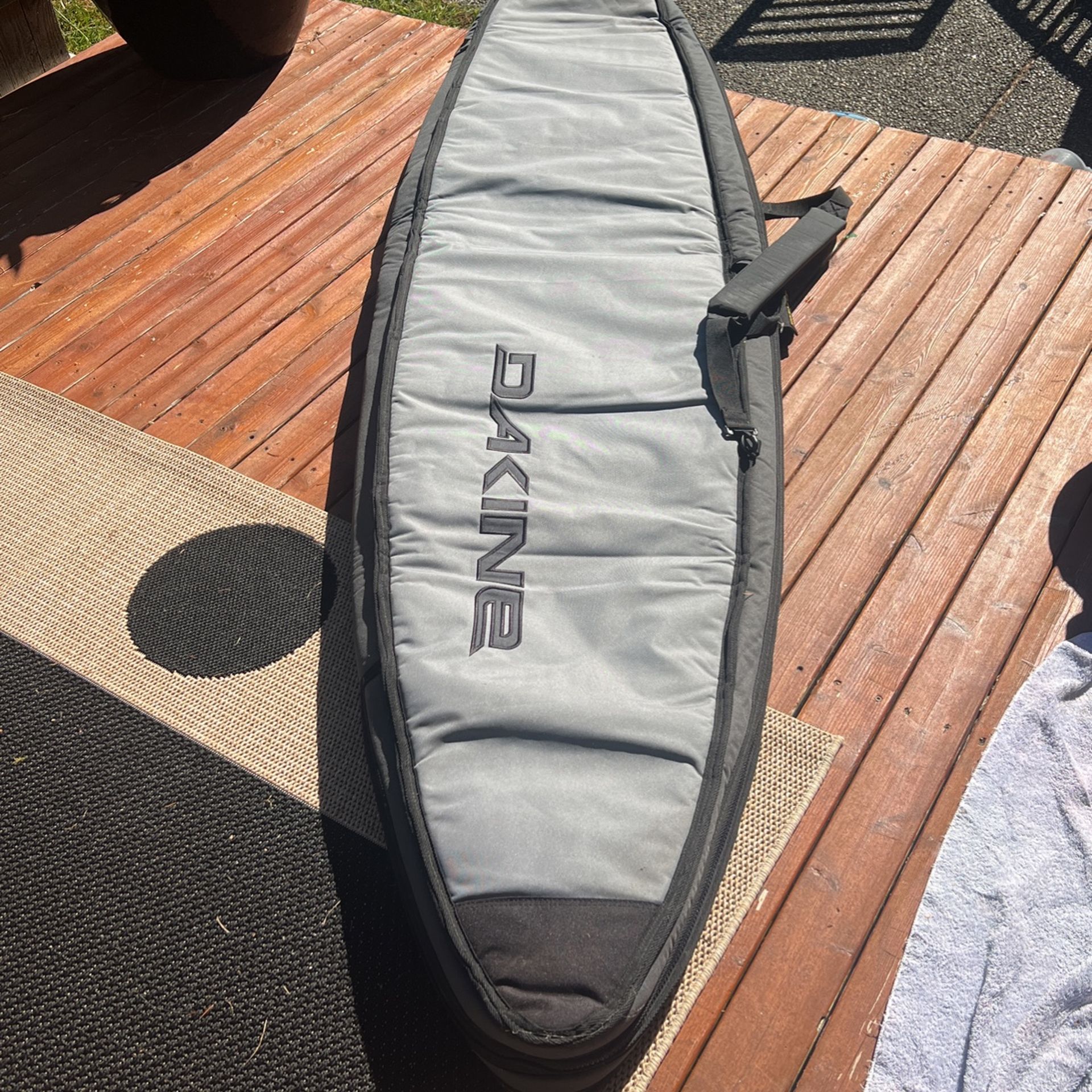 8’ PENDING Dakine Double Surfboard Travel Bag Unused for Sale in Gig