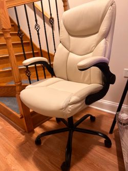 Barely Used Executive Office Chair - White/Cream