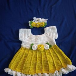 Vestido Hecho A Mano Con Su Bandita Para El Cabello