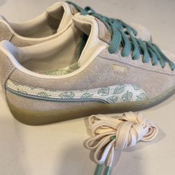 Animal Crossing X Puma Suede Size 6