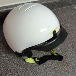 Skiing/Snowboarding Helmet 55-58cm, Small, Carrera Lance Air- Fiber ABS A