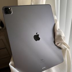 iPad 12.9 Brand New 