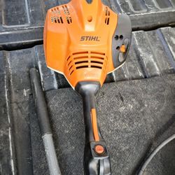 FS R 70 WEED WACKER  LIKE NEW 