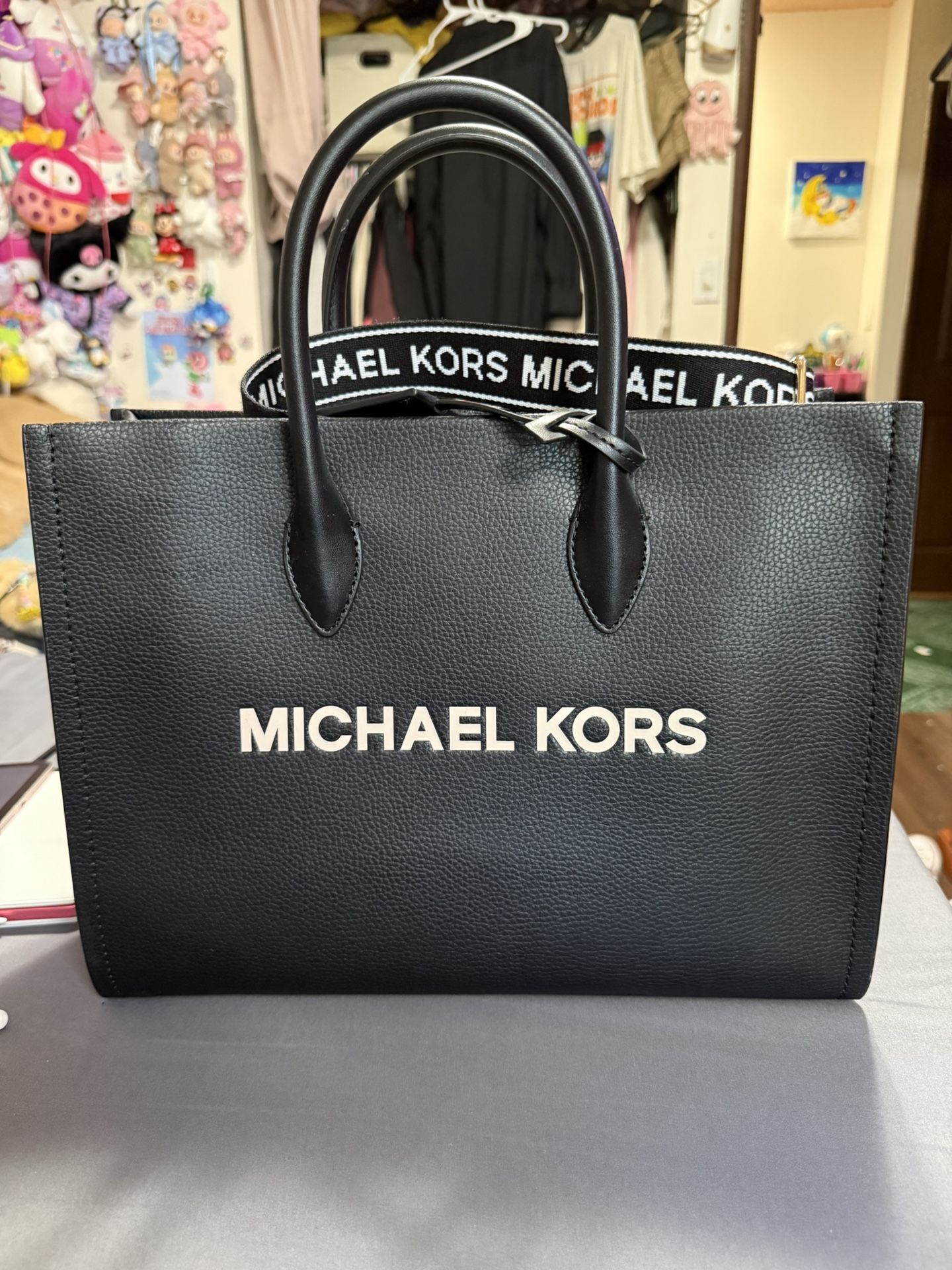 Michael Kors Crossbody Tote