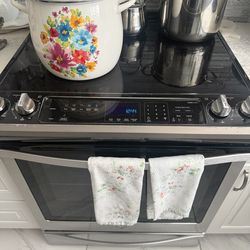 Whirlpool Glass Top Slide In Stove