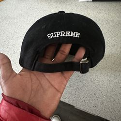 Supreme Hat