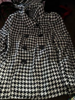 Last Kiss Houndstooth Pea Coat Black/White Mid-Length Button Pockets 2X