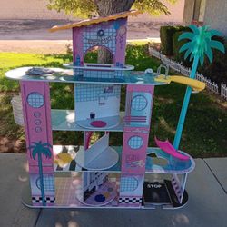 🌼 lol Doll House  Slightly Used 🌼