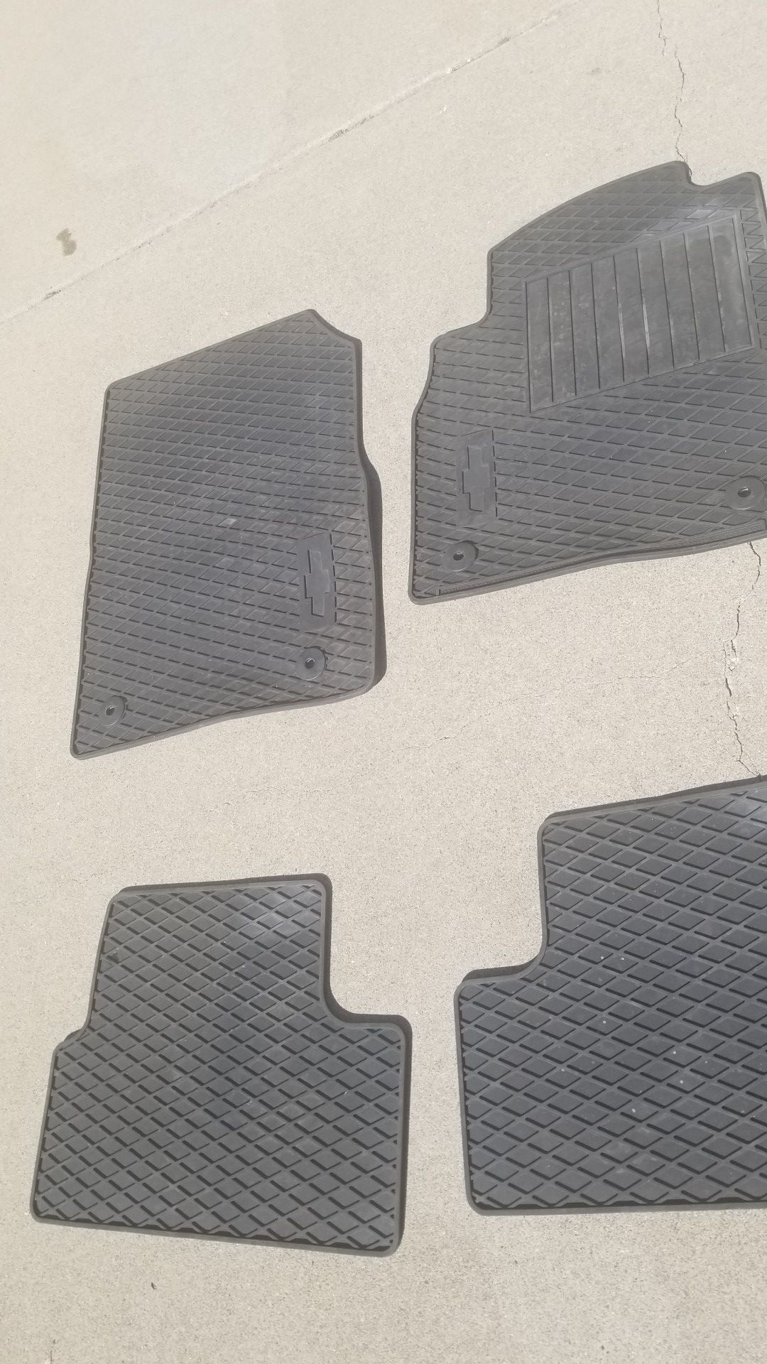 2012-2014 Chevy Cruze all weather floor mats