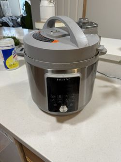 Instant Pot® Duo™ Plus 8QT Multi-Use Pressure Cooker with Whisper-Quiet Steam Release, V4