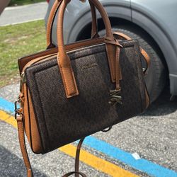 Authentic Michael Kors Bag – Excellent Condition