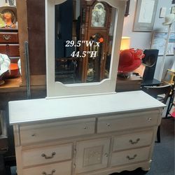 2013 White Standard Dresser & Mirror / White Girls' Dresser