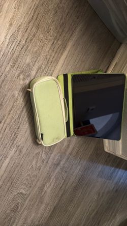 Apple IPad Air Model # A2324 Green 64GB