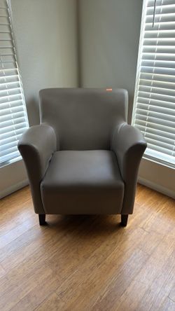 Tub chair