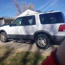 2004 Ford Expedition