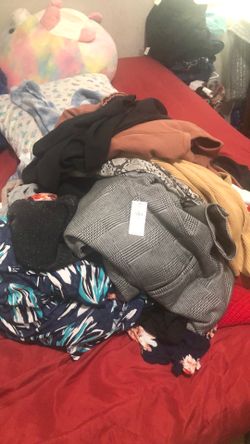 Free bag of women’s small size few large