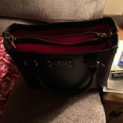 Kate Spade Purse With Pink Lining 