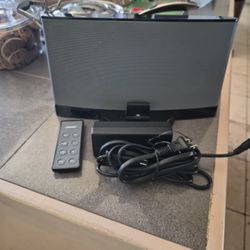 Bose SoundDock Series III, W/AC, Remote