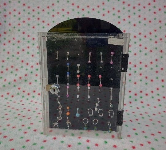 Lot body Jewelry 30 bent bar bells and holder