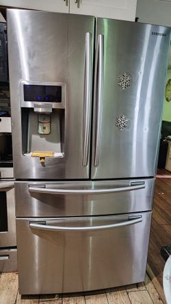 Samsung refrigerator 4 doors,  call (contact info removed)