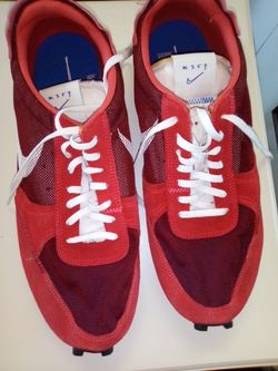 Size 11 Great Condition Nike Shoes 