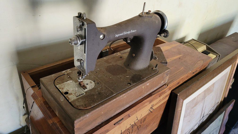 Sewing Machine Model RBR