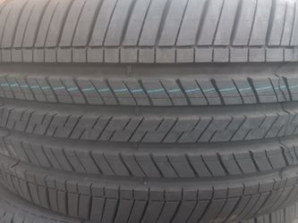 Tire Goodyear EAGLE 245/45R20
