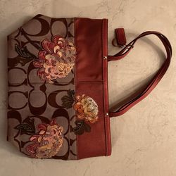 Coach Signature Limited Edition Chrysanthemum Flower Appliqué tote bag