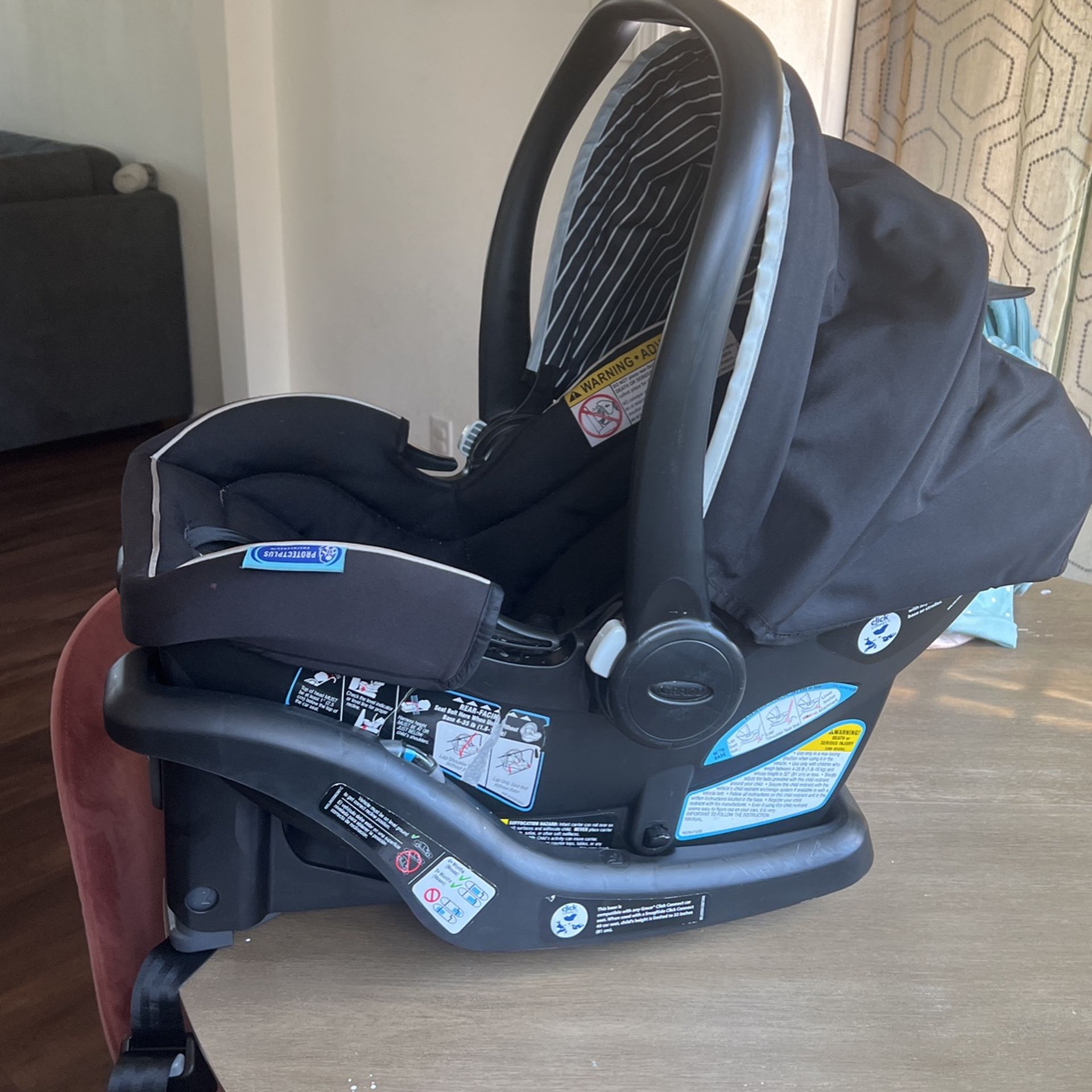 Graco Infant Carseat With Base