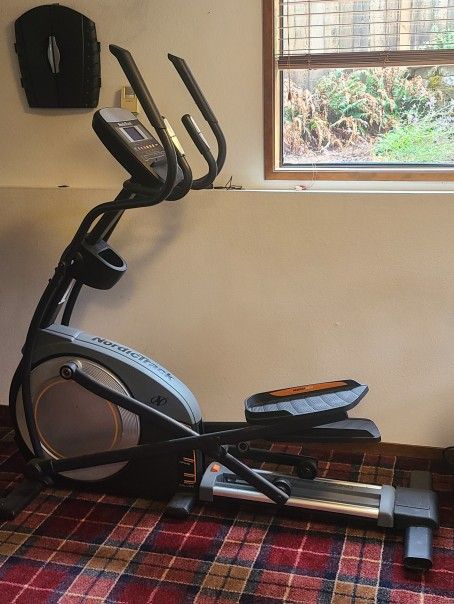 Free Elliptical