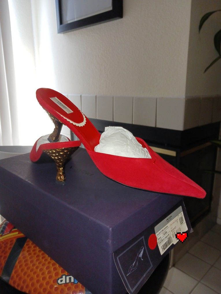 PRADA RED SUEDE KITTEN HEELS