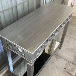 Decor Table 