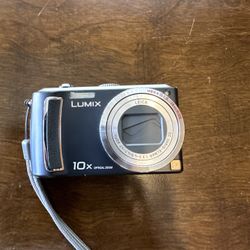 Lumix DMC-TZ4 Digicam