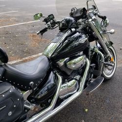 2005 Suzuki Boulevard C90t 